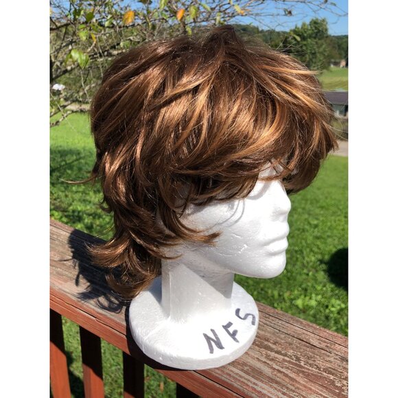 Wig Brown Carmel Blonde Highlights Layered Short Synthetic Wig For Women - Picture 8 of 13